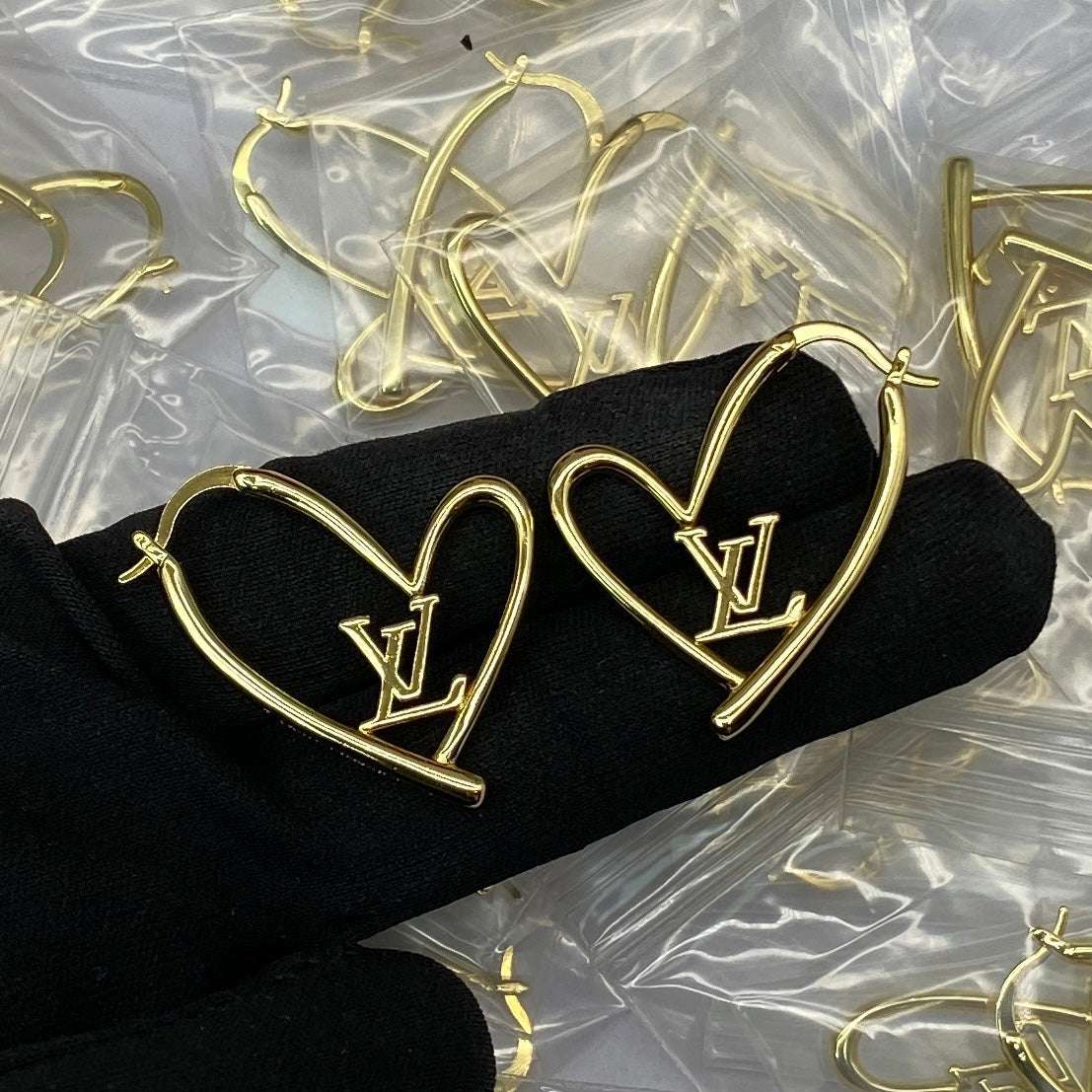 Louis Vuitton Fall in Love 18K Gold Earrings