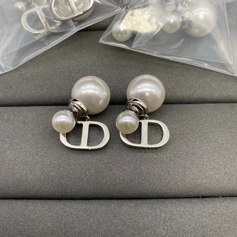 Dior Petit Pearl 18K Gold Earrings