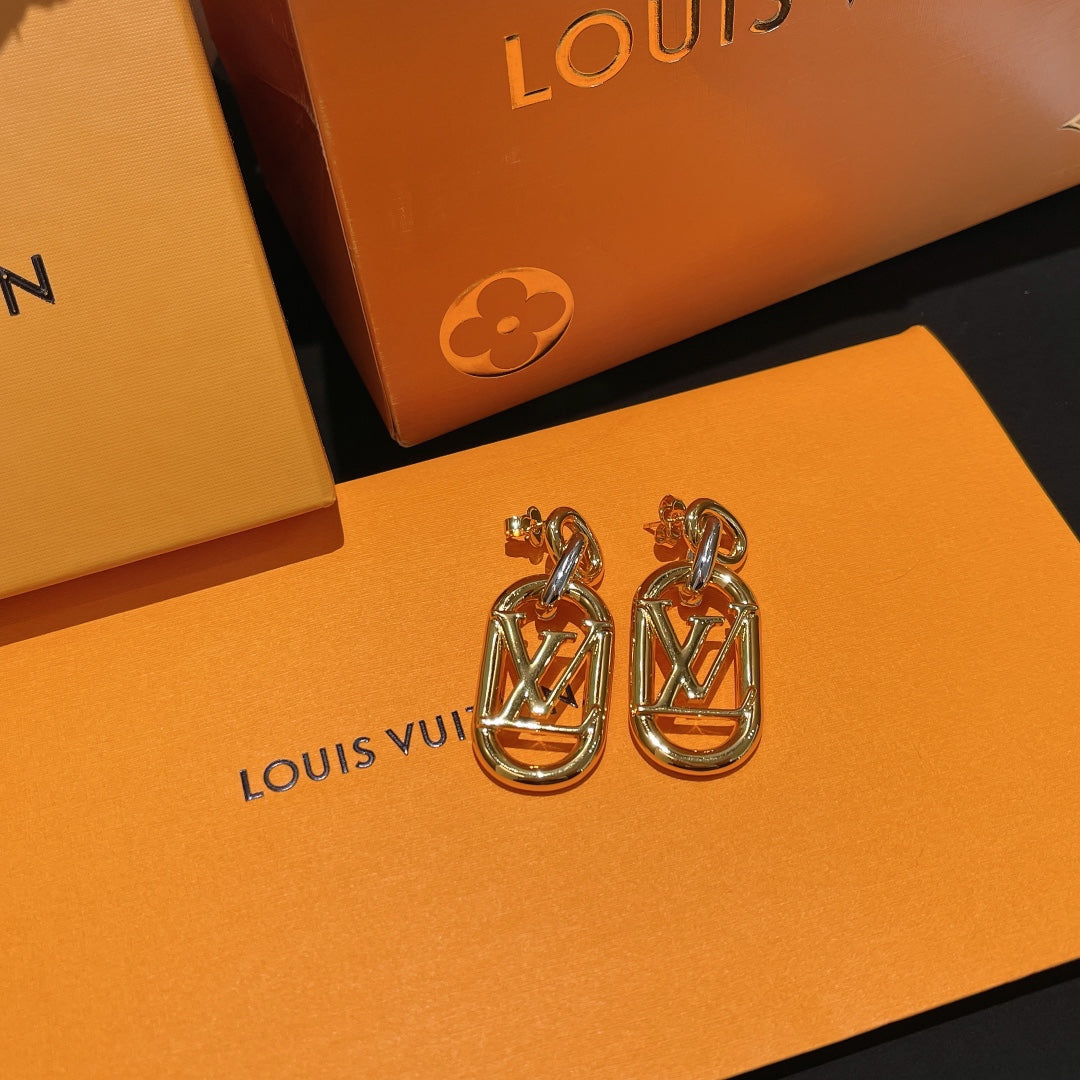 Louis Vuitton My Everyday Chain 18K Gold Earrings