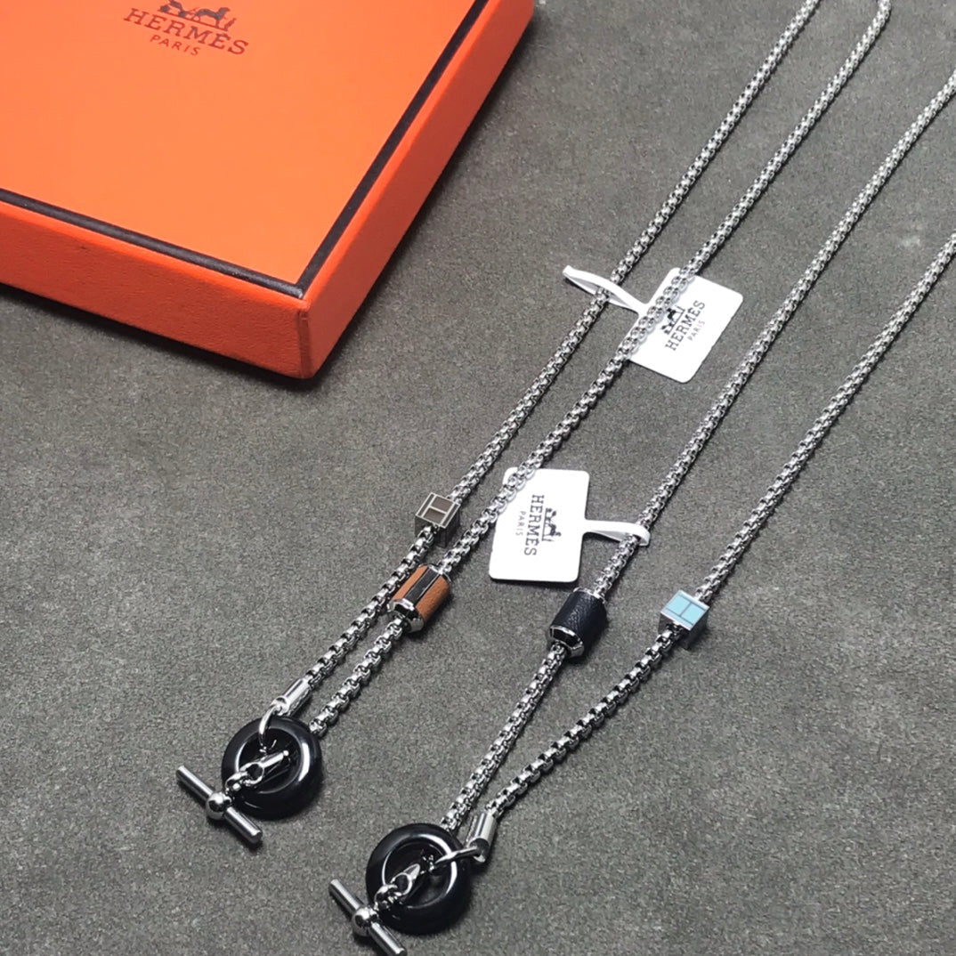 Hermes Meli-Melo 18K Gold Necklace