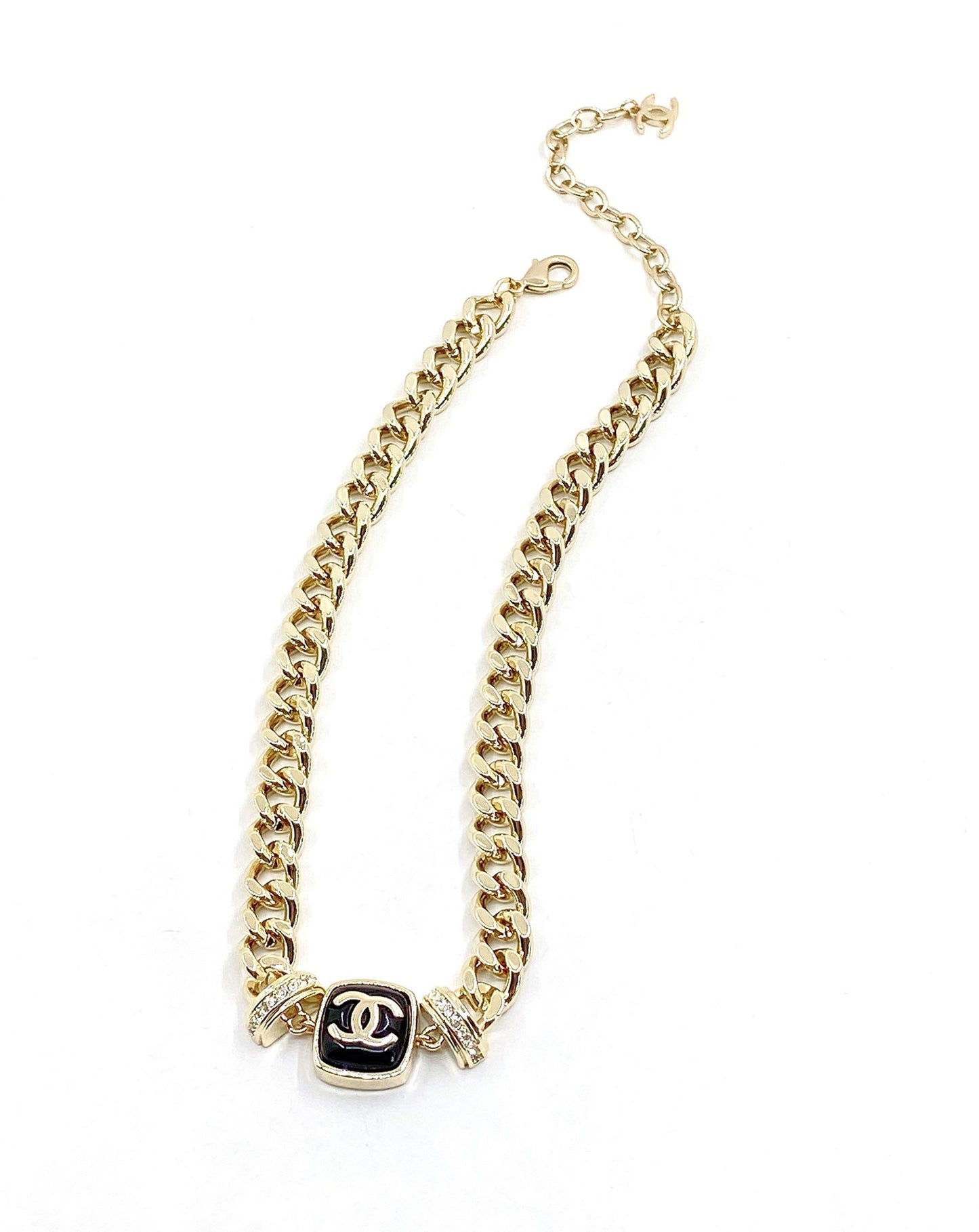 Chanel Diamonds 18K Gold Necklace