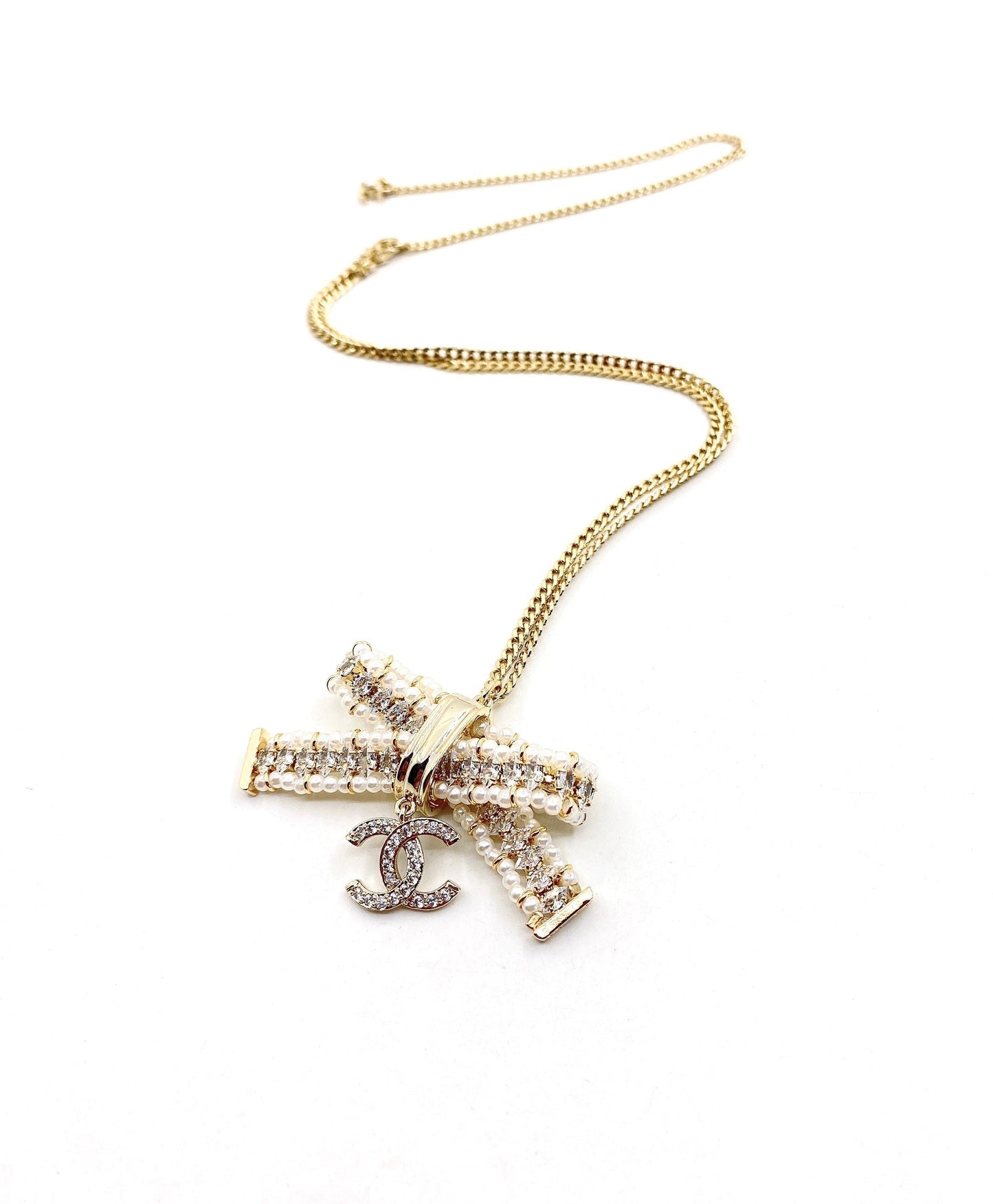 Chanel Bow Tie 18K Gold Necklace