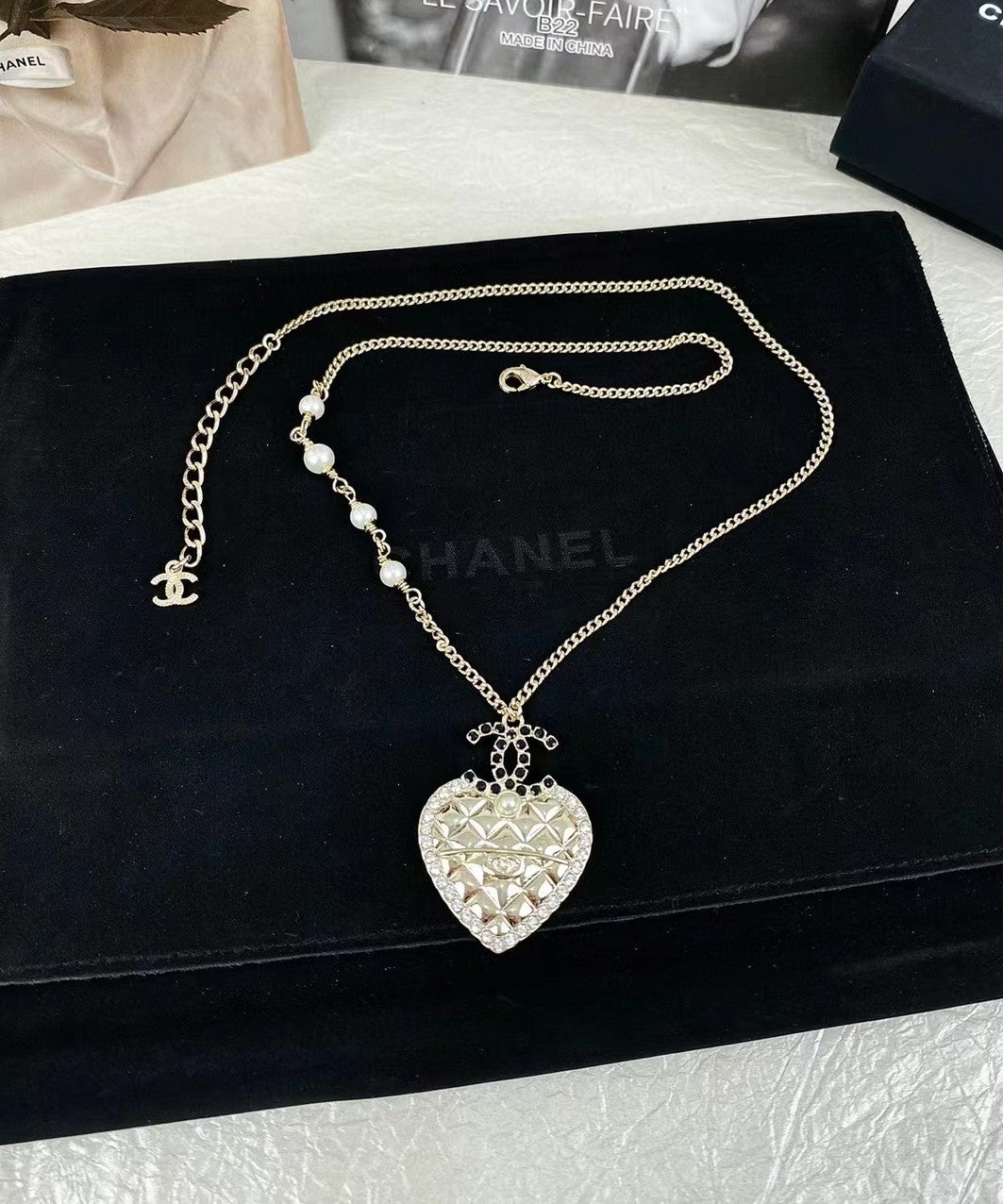 Chanel Heart 18K Gold Necklace