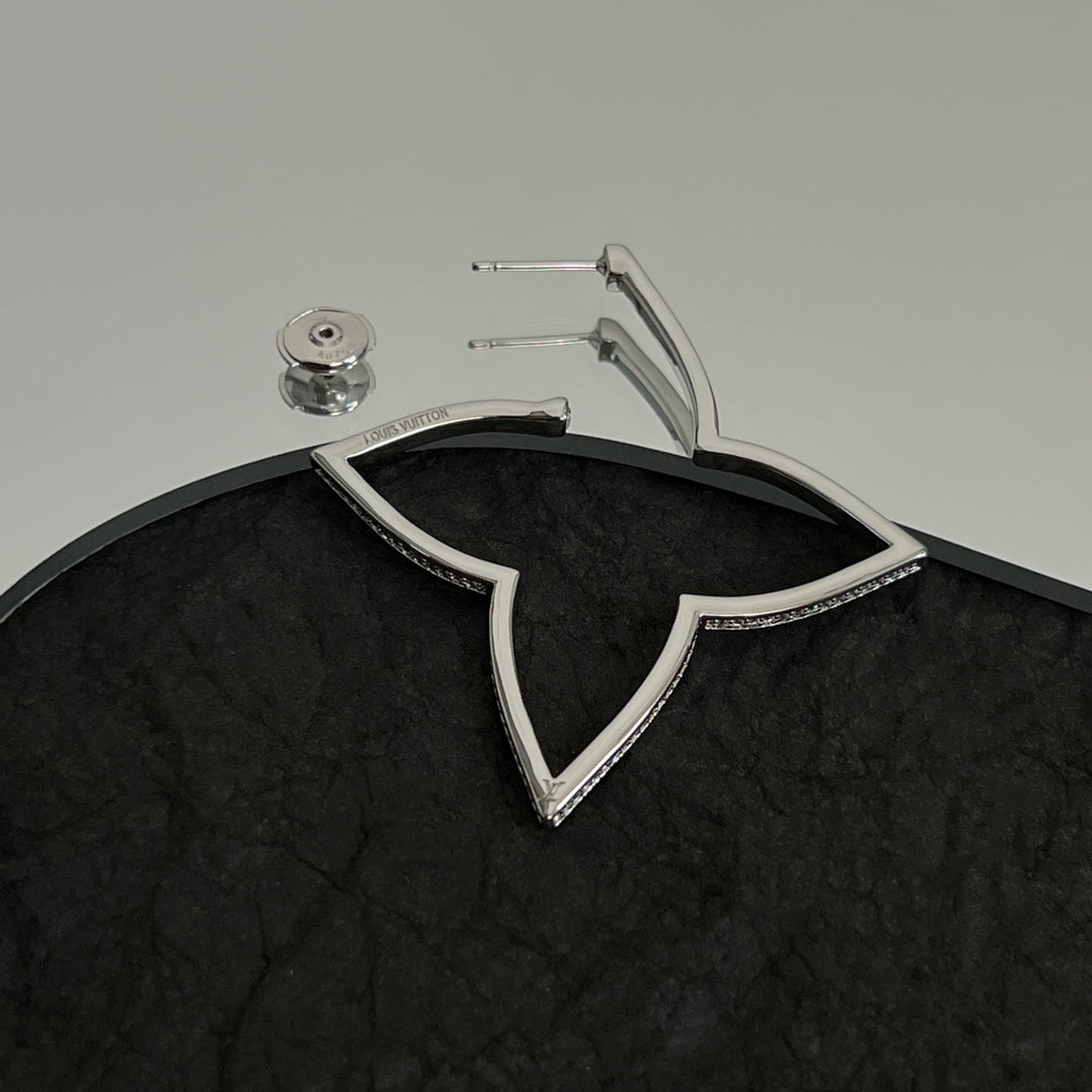 Louis Vuitton Debuts Blossom 18K Gold Earrings
