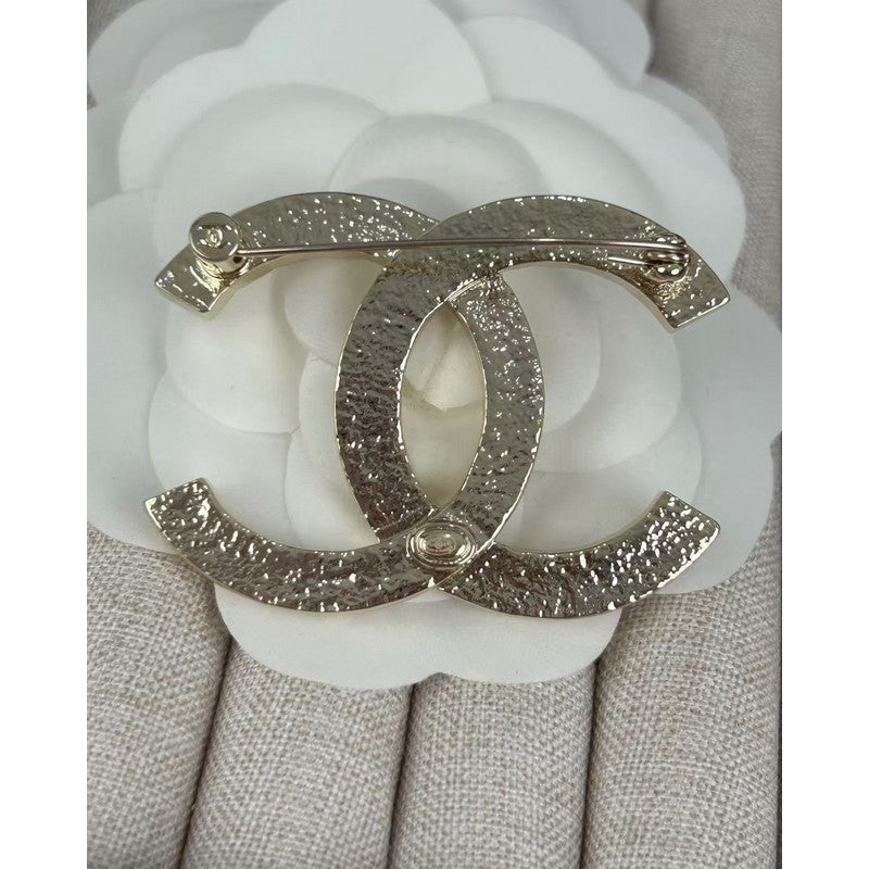 Chanel Gold 18K Gold Brooch