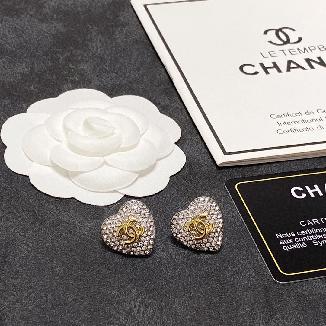 Chanel Heart Diamonds 18K Gold Earrings