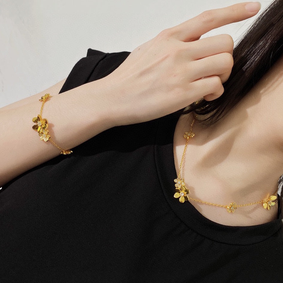 Frivole 18K Gold Bracelet