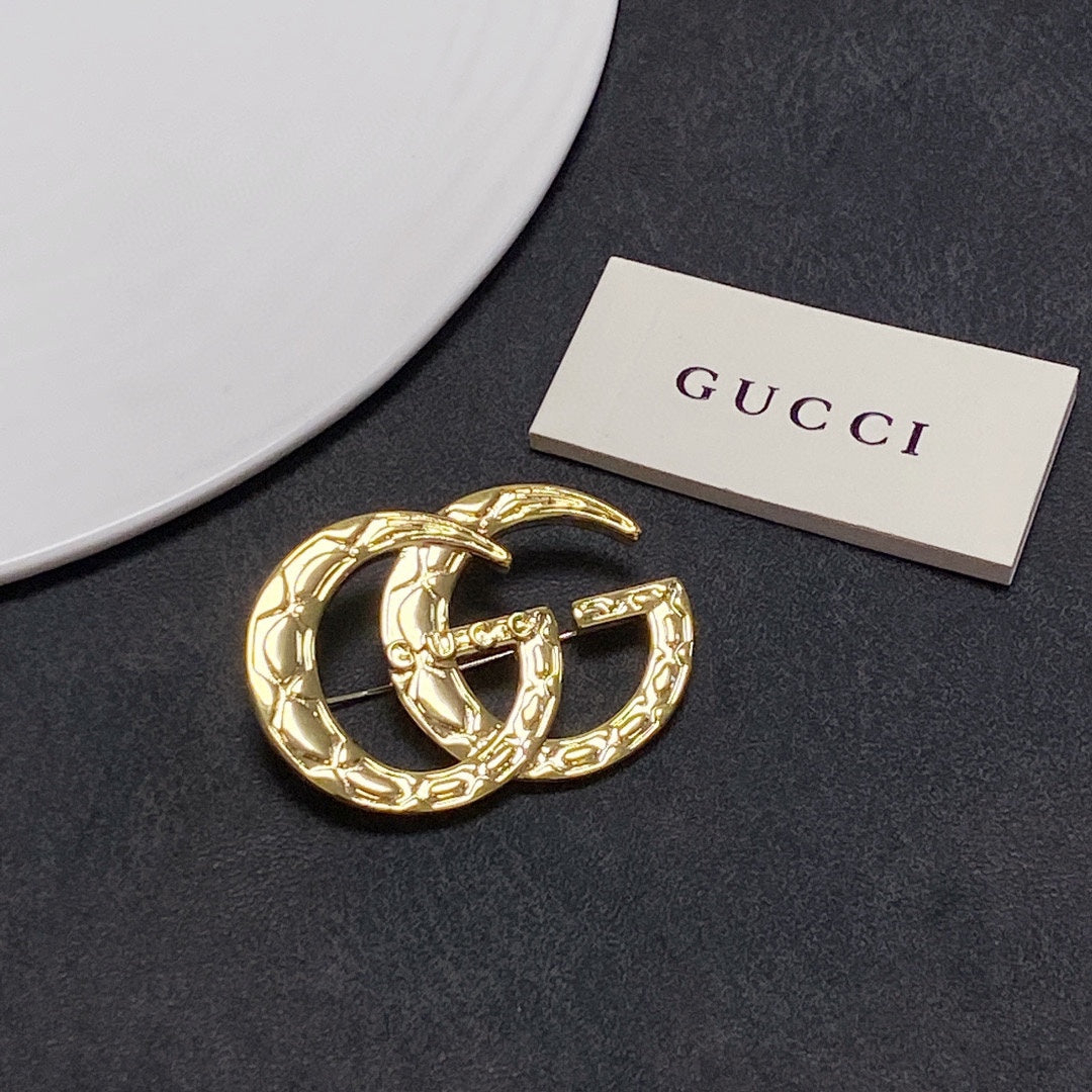 Gucci Double 18K Gold Brooch