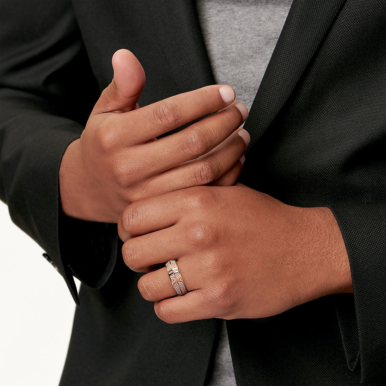 Tiffany Atlas x Closed Wide 18K Gold Ring