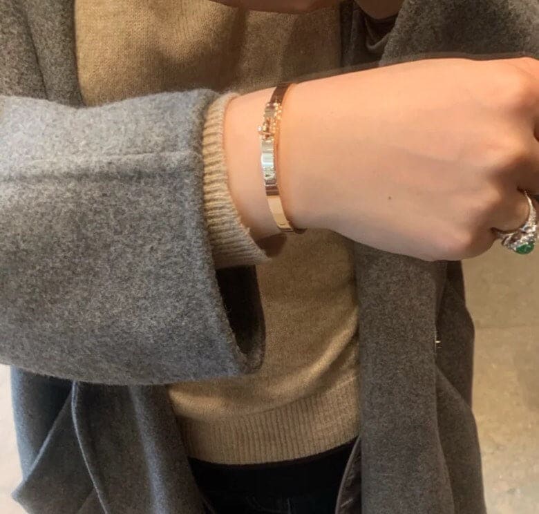 Hermes Kelly 18K White Gold Bracelet