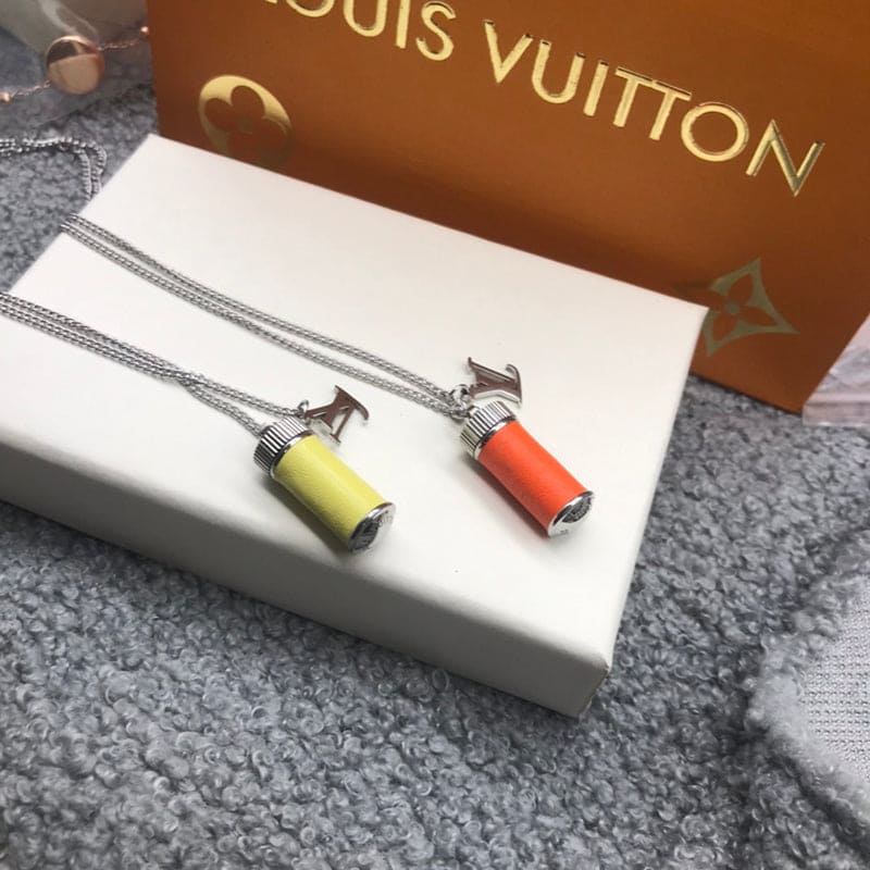 Louis Vuitton Collier Fluo Charms Vintage 18K Gold Necklace