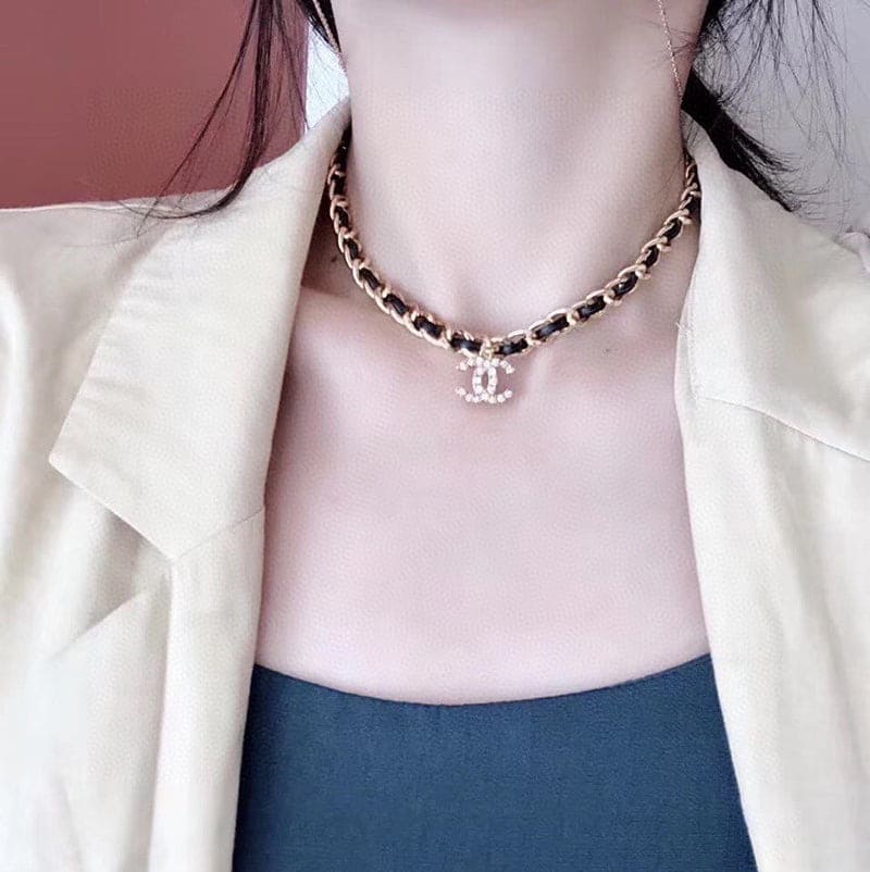 Chanel 1995 Rhinestone 18K Gold Necklace