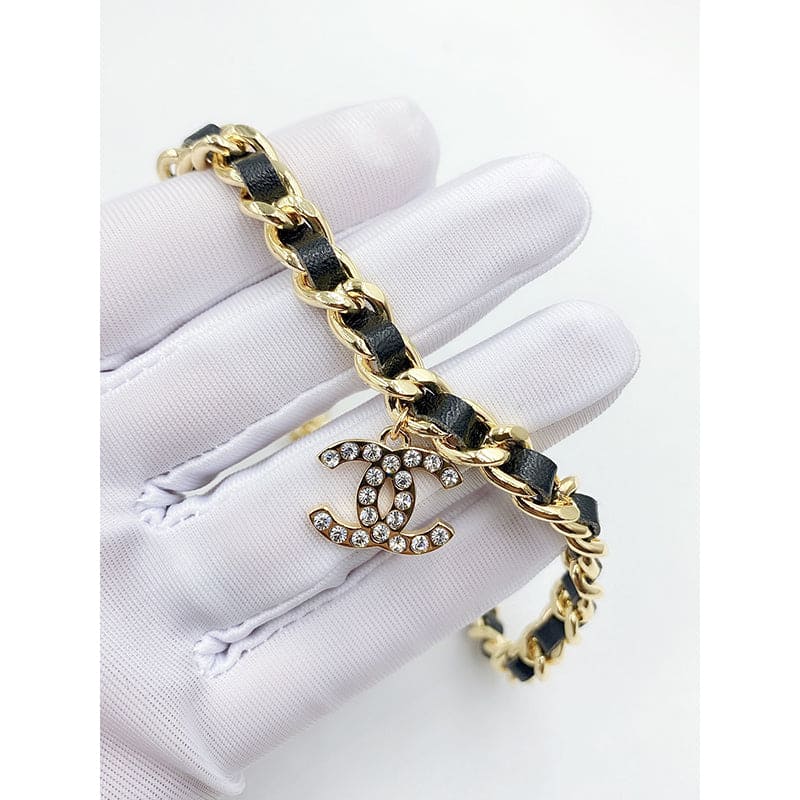 Chanel 1995 Rhinestone 18K Gold Necklace