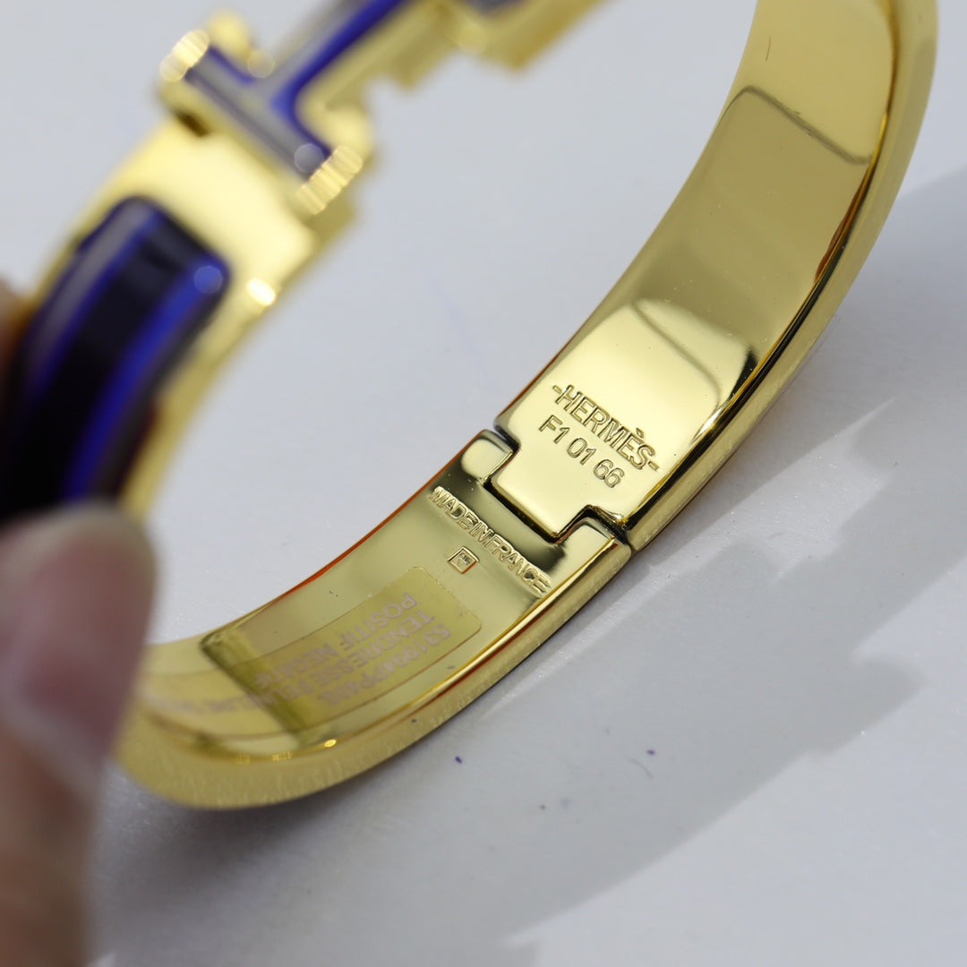 Hermes Clic Purple 18K Gold Bracelet