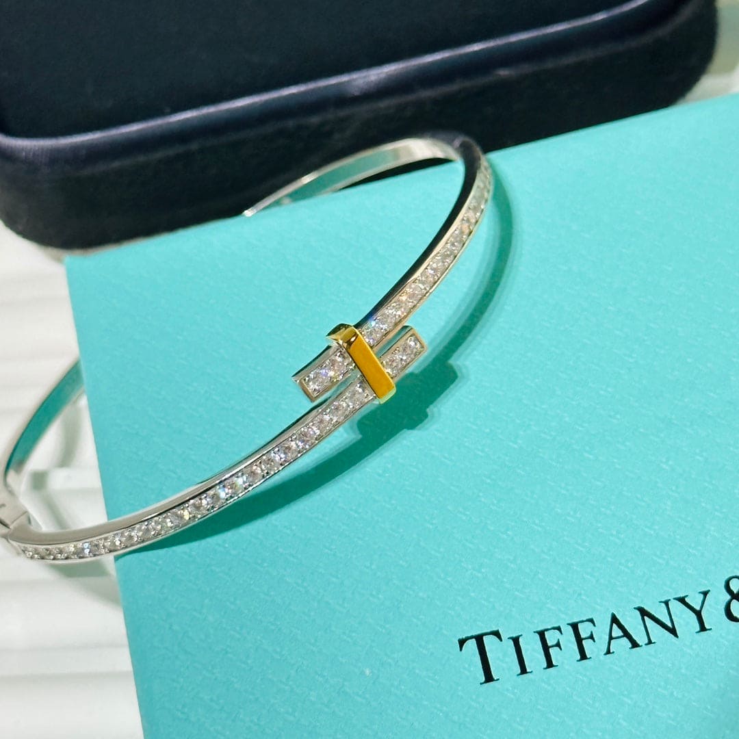 Tiffany Edge Hinged Bypass Bangle 18K Gold Bracelet