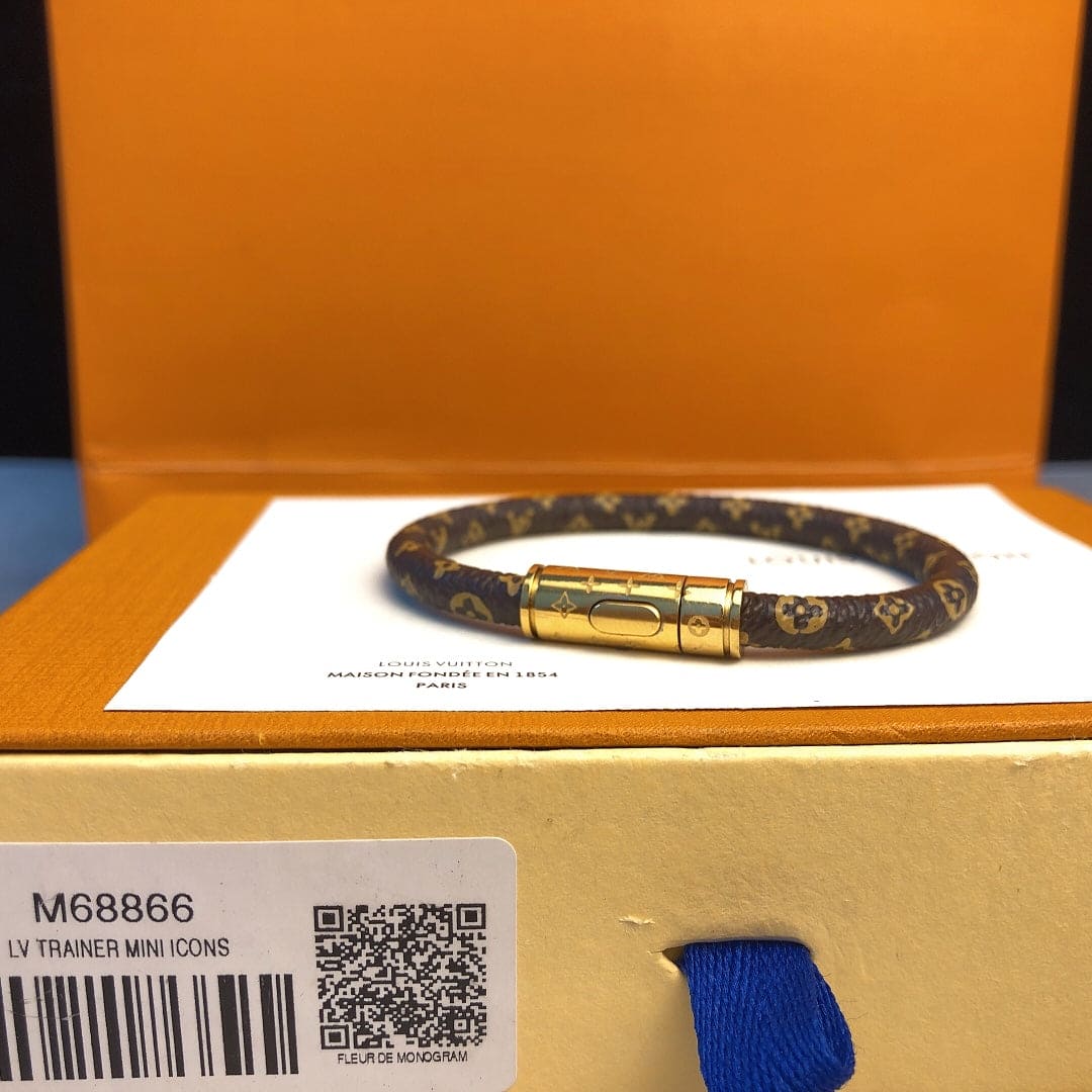 Louis Vuitton Keep It 18K Gold Bracelet