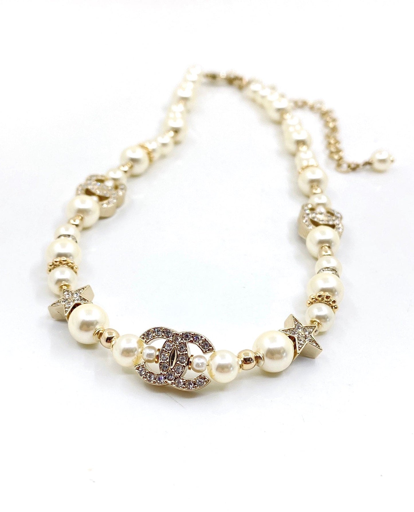 Chanel Pearl Diamonds 18K Gold Necklace