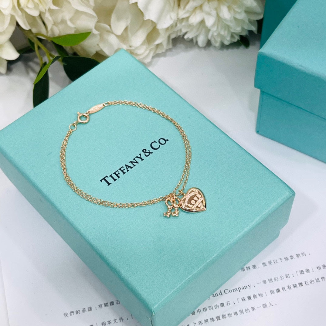 Tiffany Heart Tag Key 18K Gold Bracelet
