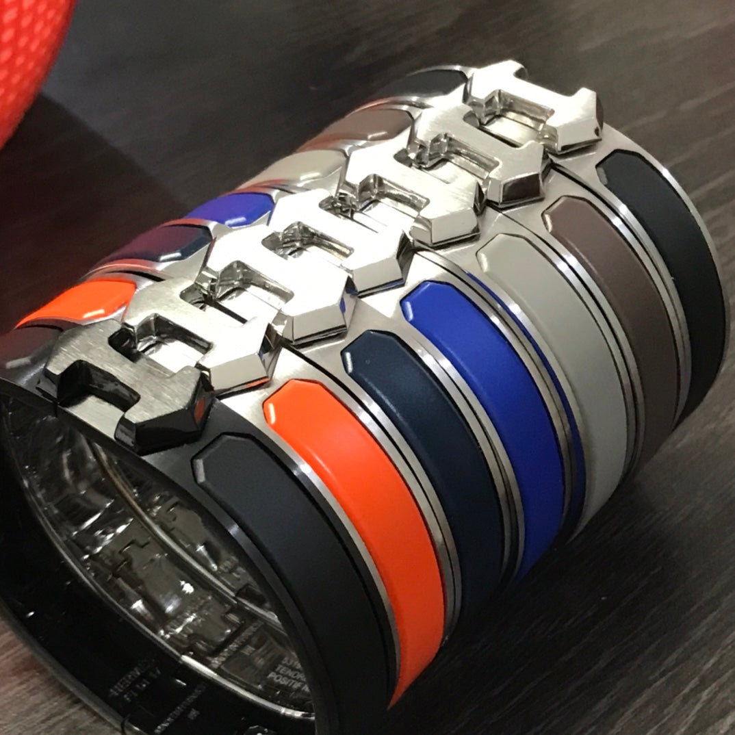 Hermes Super Orange 18K Gold Bracelet