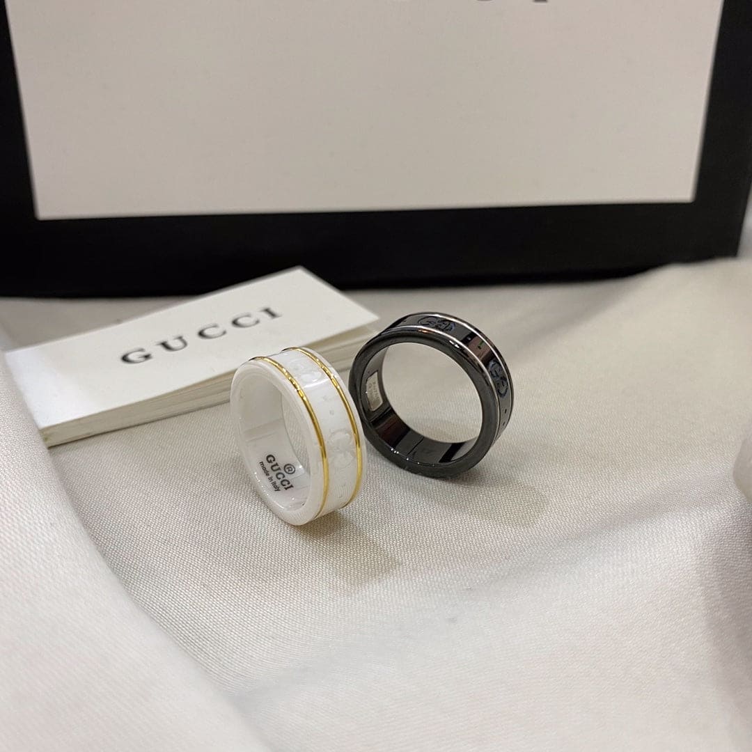 Gucci Double Icon Black Corundum 18K Gold Ring