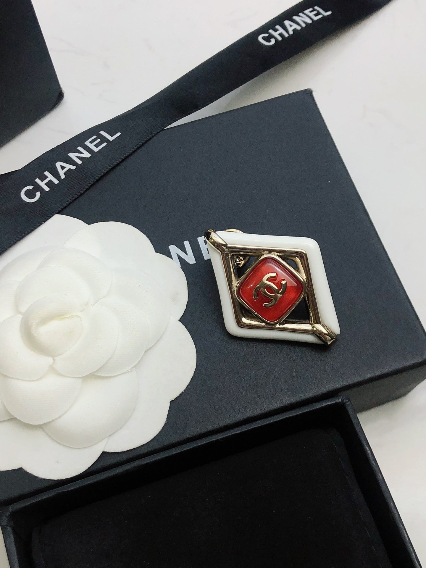 Chanel Rhombus 18K Gold Brooch