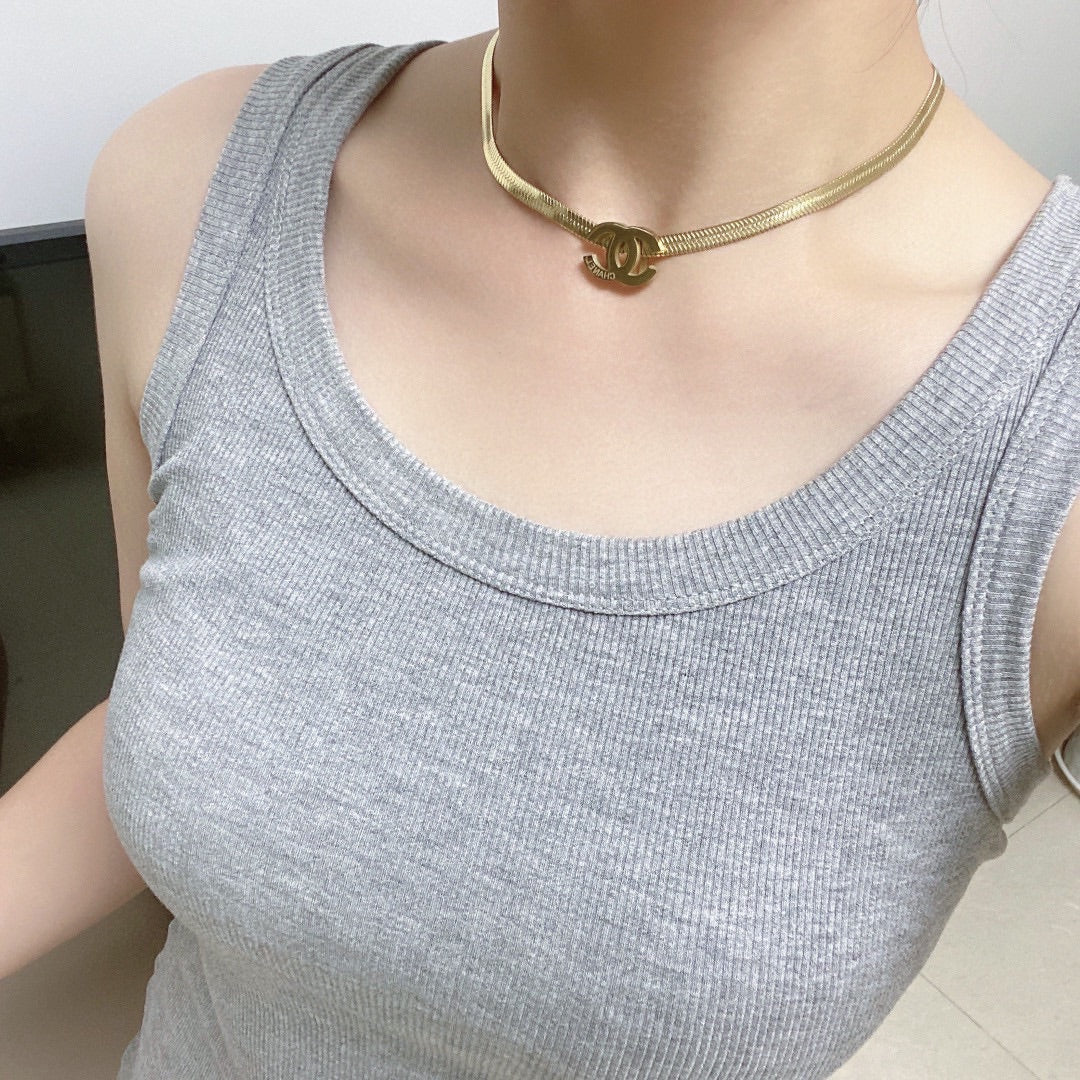 Chanel Gold Chain Choker 18K Gold Necklace