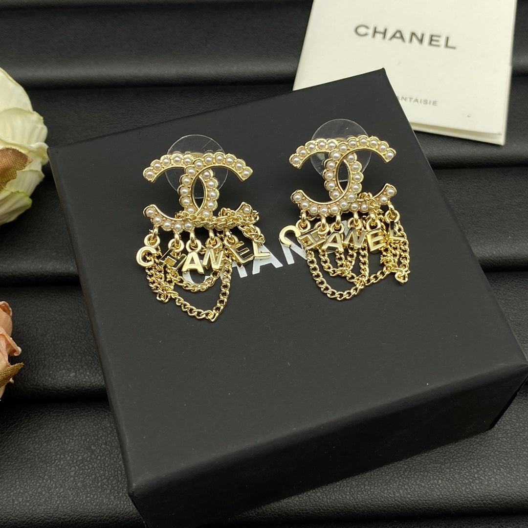 Chanel Pearl Chain Link 18K Gold Earrings