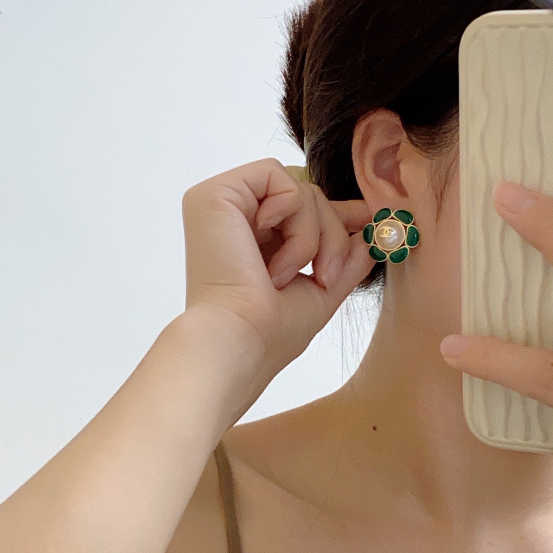 Chanel Emerald Petals 18K Gold Earrings