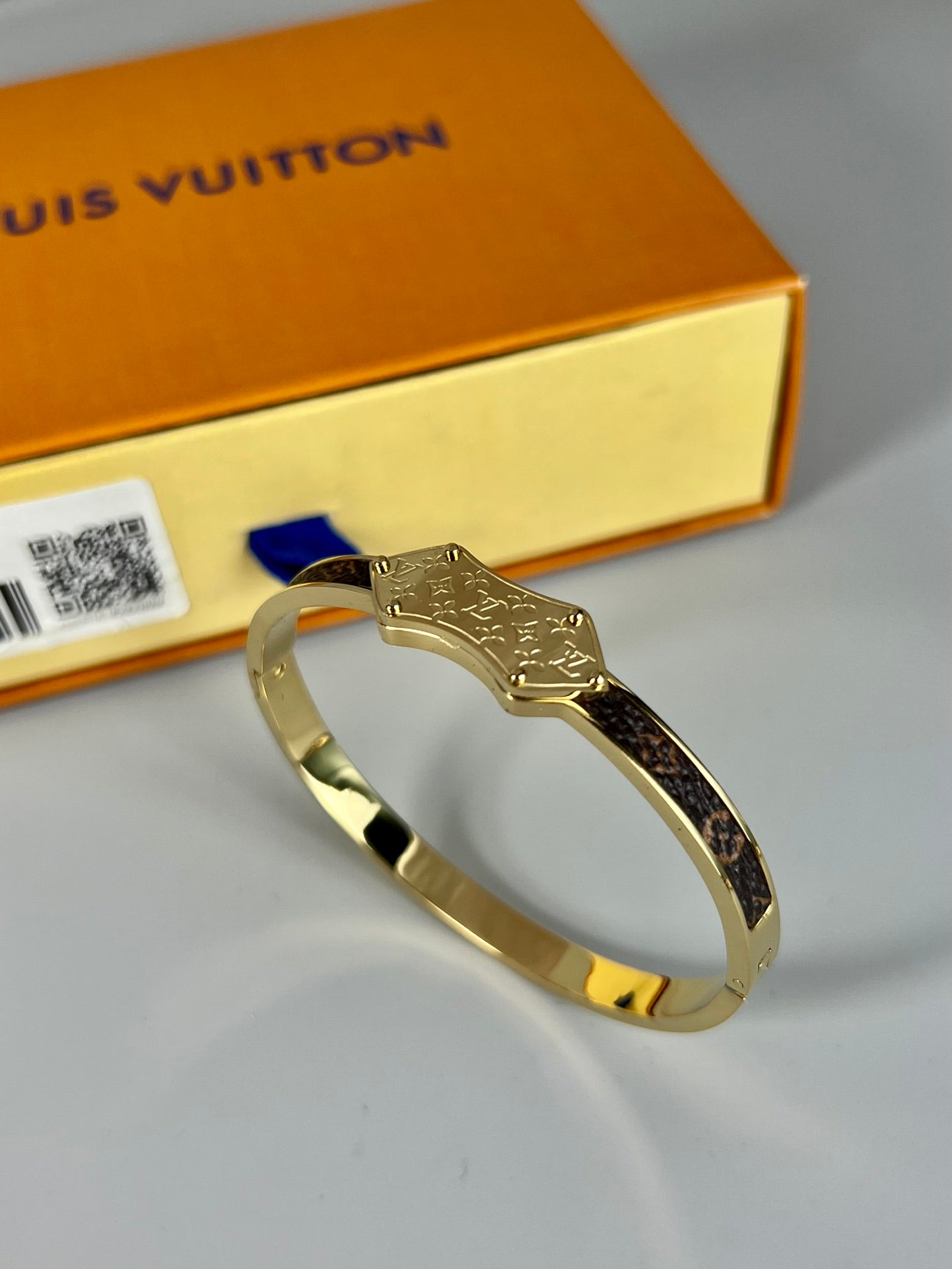 Louis Vuitton Vintage 18K Gold Bracelet
