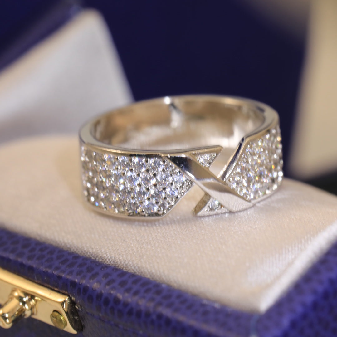 Liens Diamond 18K Gold Ring
