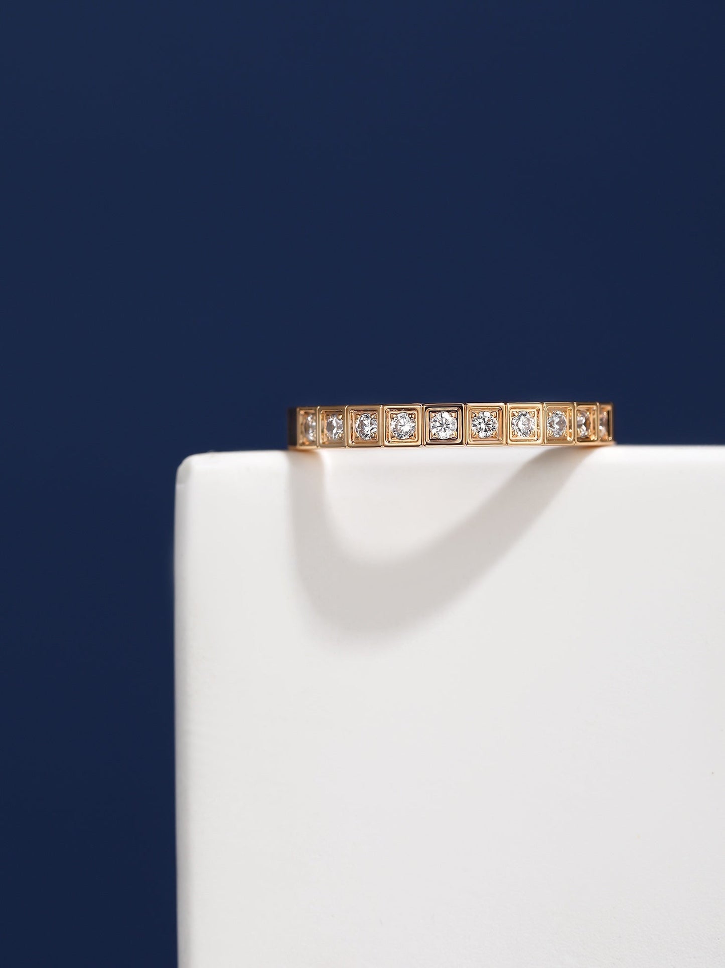 Ice Cube Diamonds 18K Gold Ring