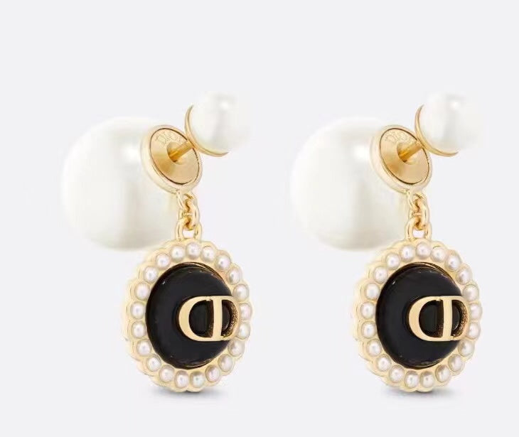 Dior Pearls 18K Gold Earrings
