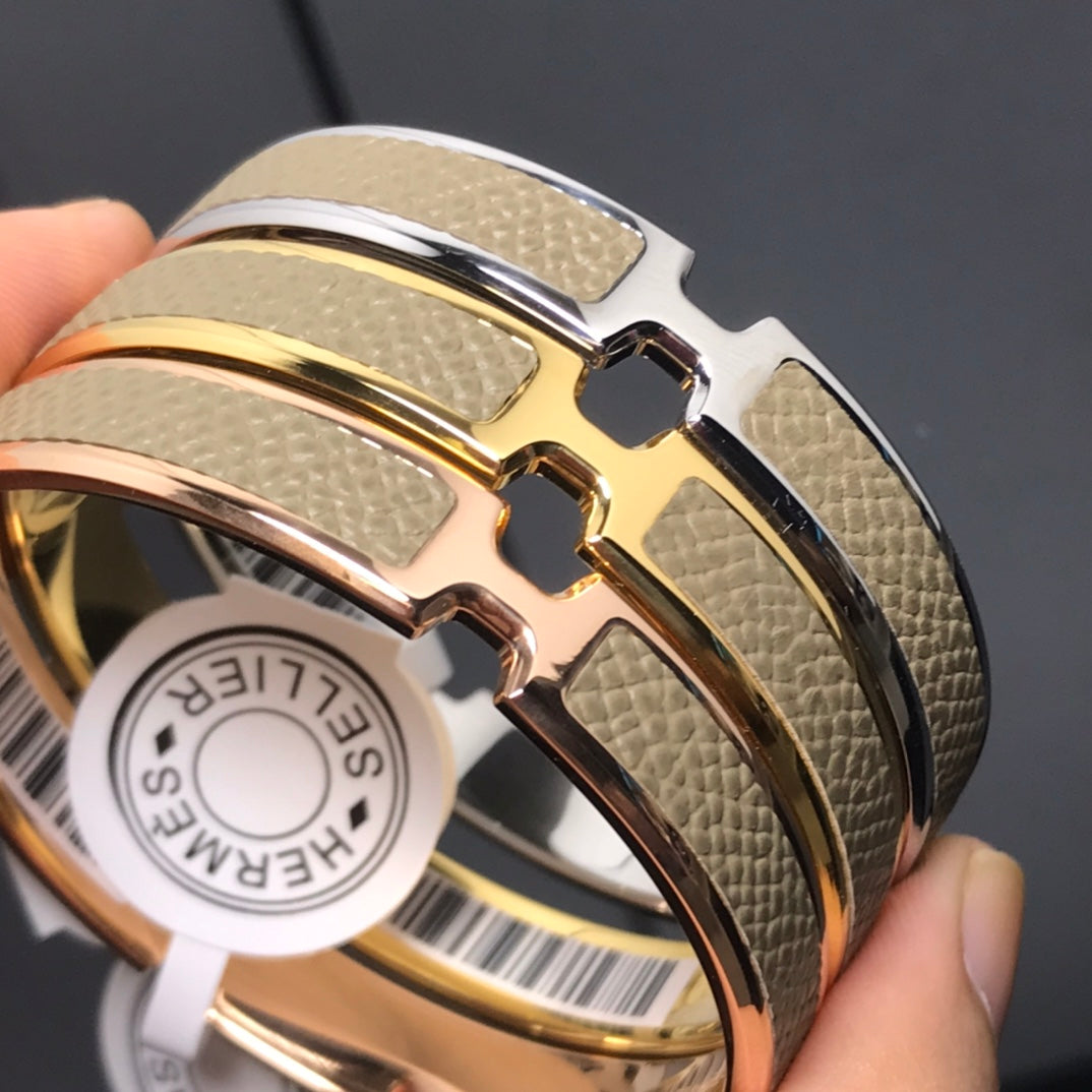 Hermes Olympe ̈¦toupe 18K Gold Bracelet