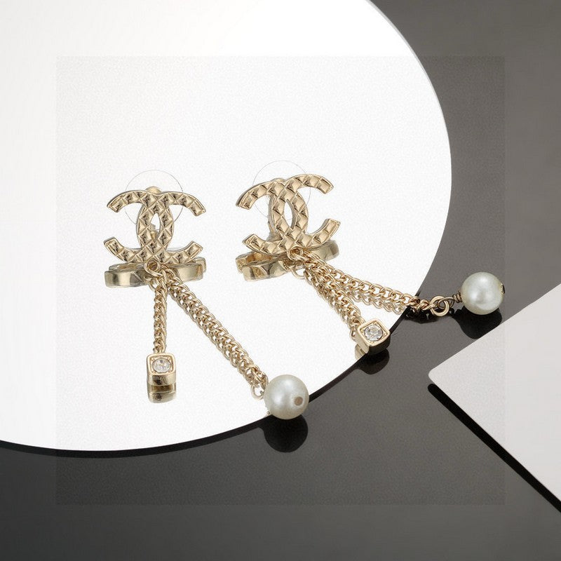 Chanel Long Pearl Pendant 18K Gold Earrings