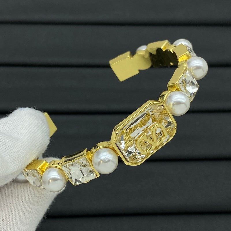 Valentino Pearls 18K Gold Bracelet