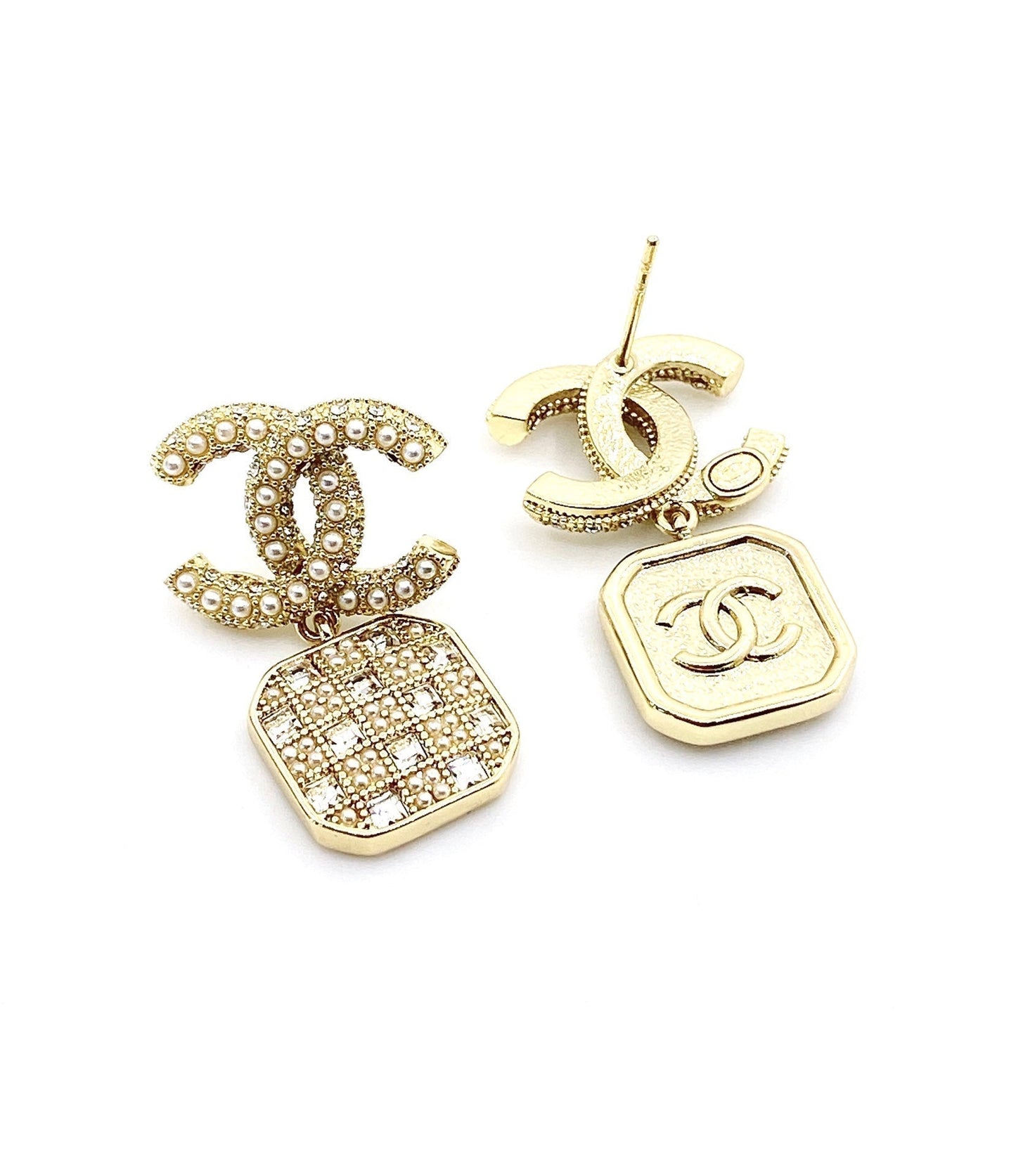Chanel Diamonds Drop 18K Gold Earrings