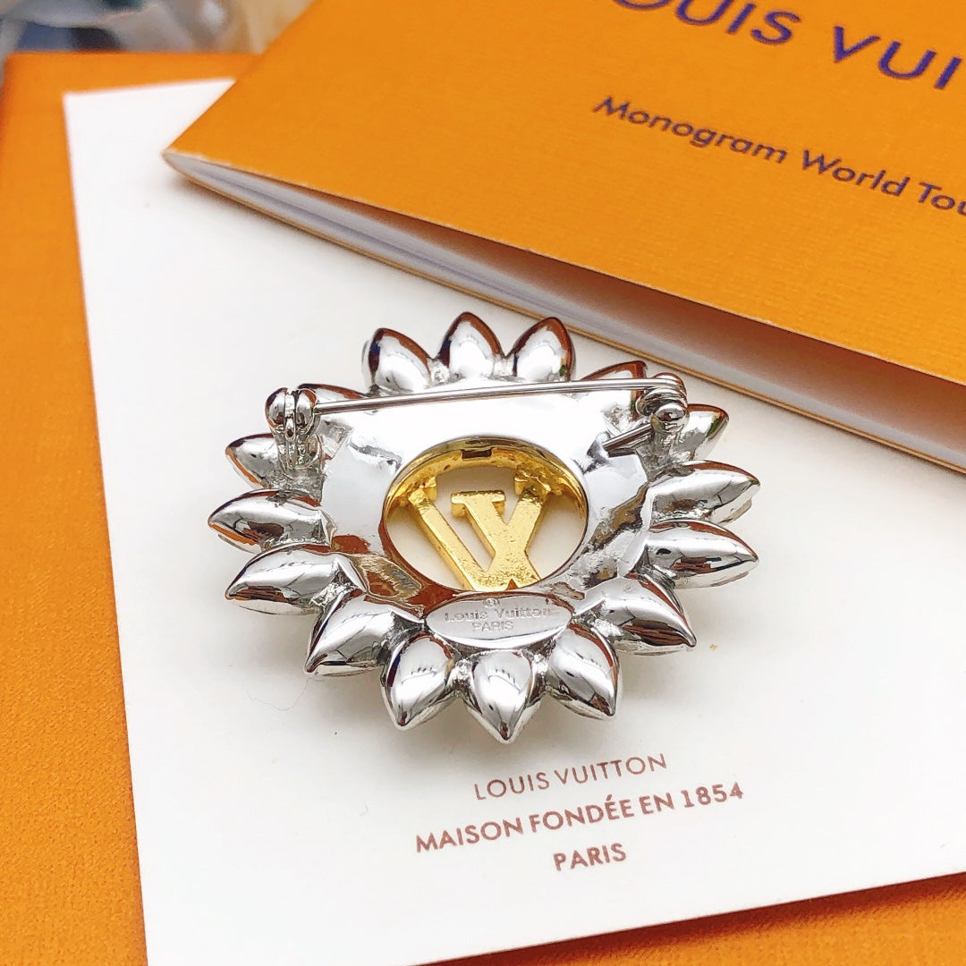 Louis Vuitton Sunflower 18K Gold Brooch