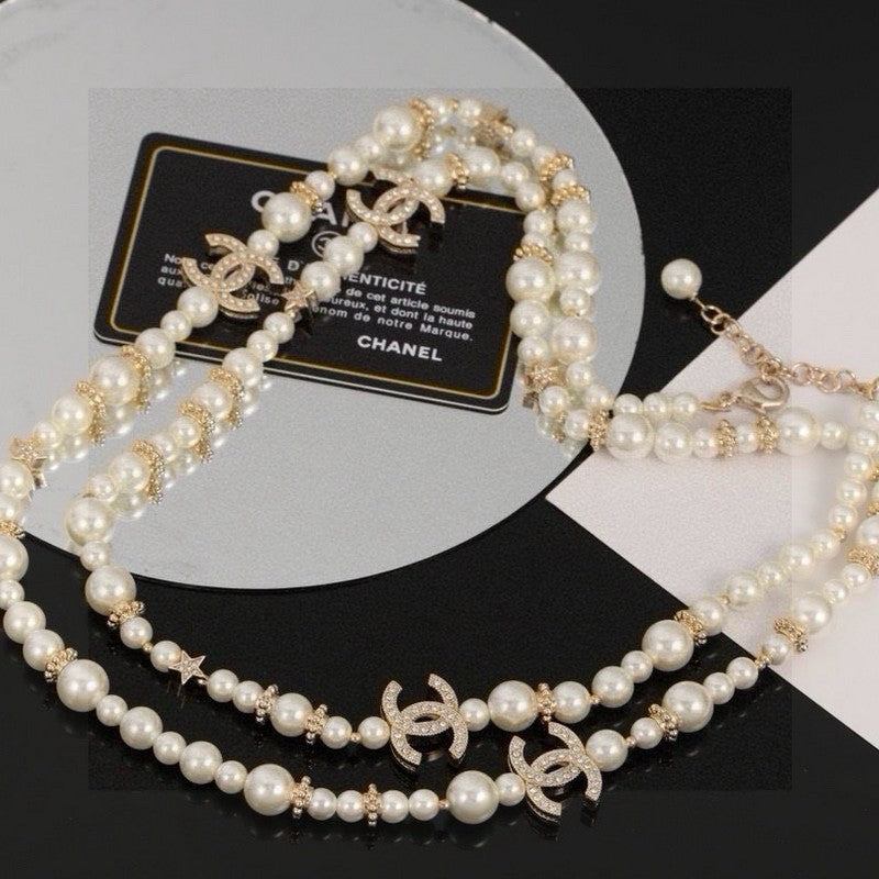 Chanel 26C Long Pearl 18K Gold Necklace