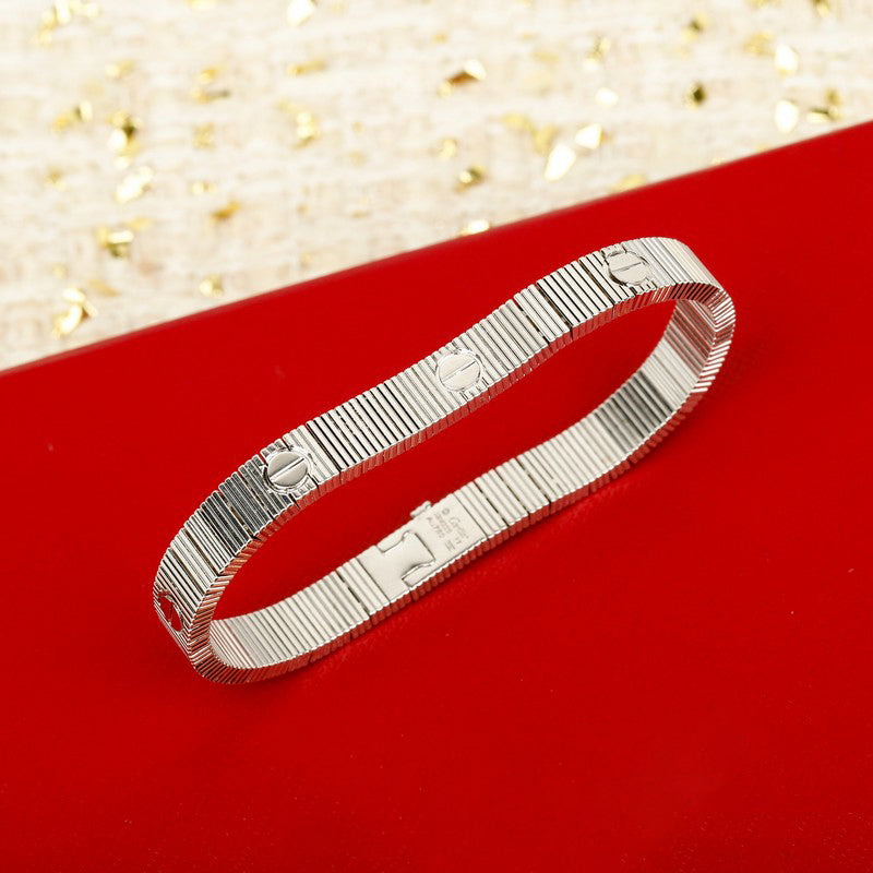 Love Unlimited 18K Gold Bracelet