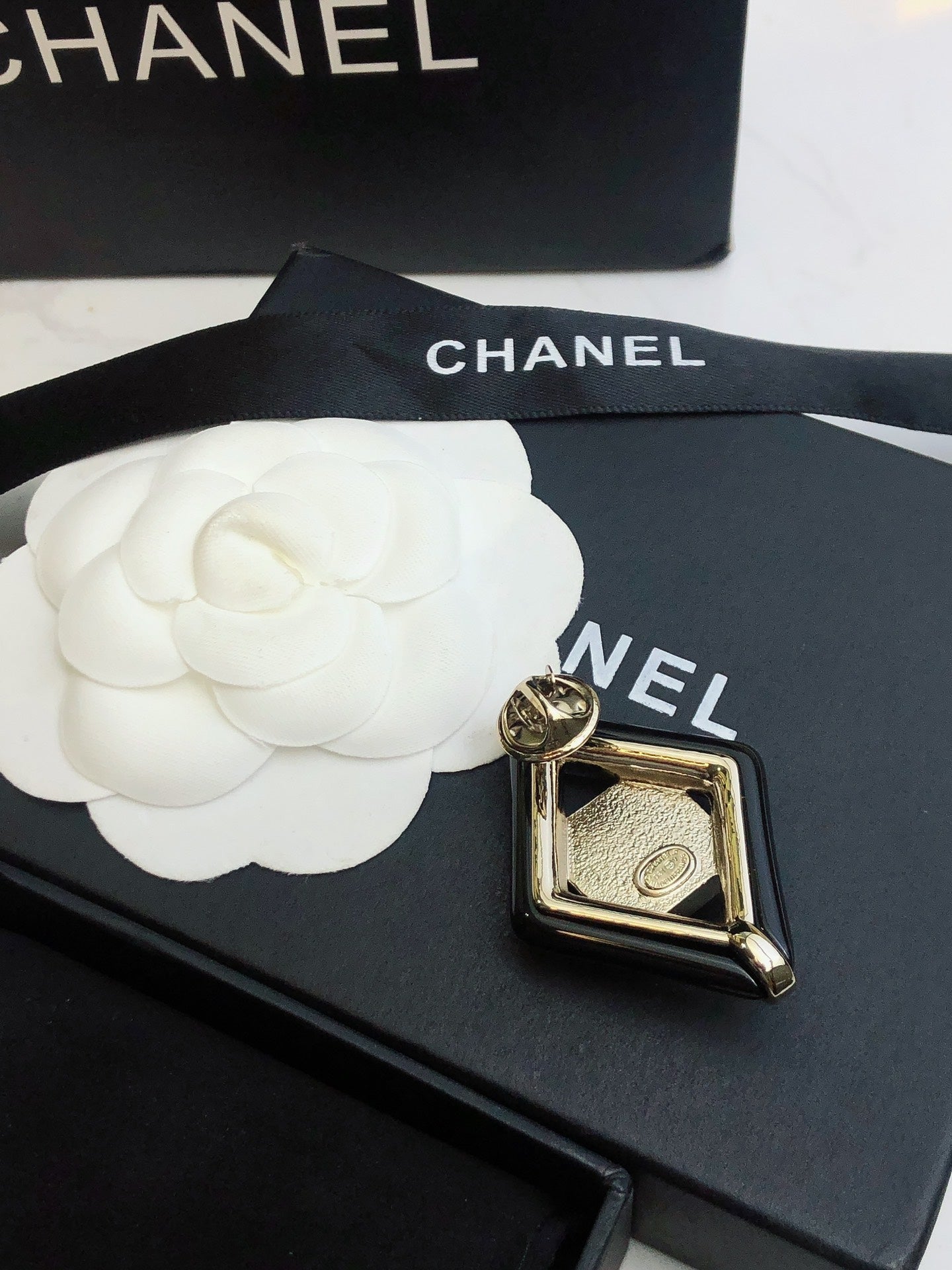 Chanel Rhombus 18K Gold Brooch