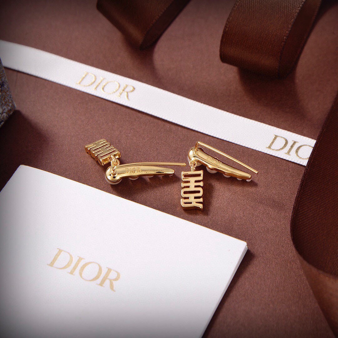 Dior Revolution Resin Pearls 18K Gold Earrings