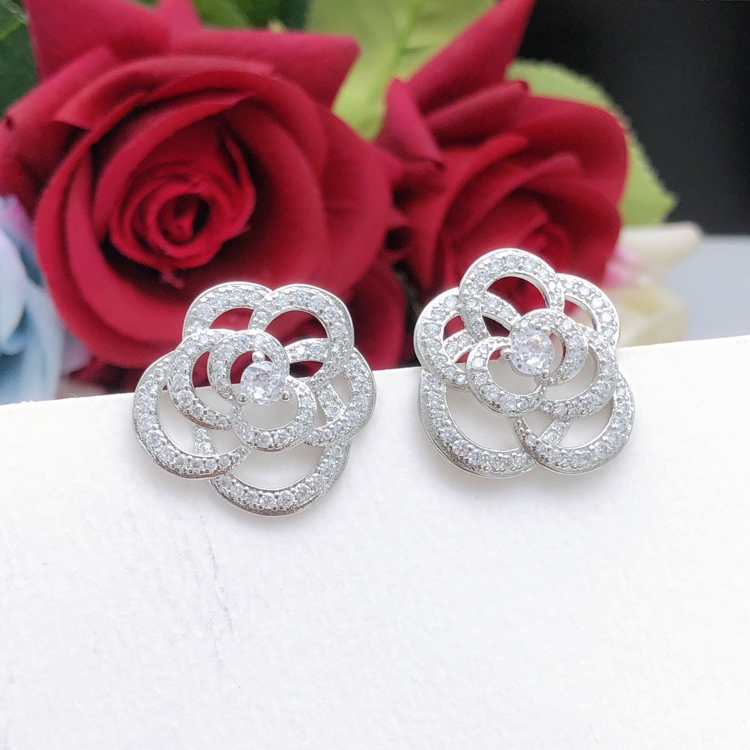 Chanel Camellia Diamond 18K Gold Earrings