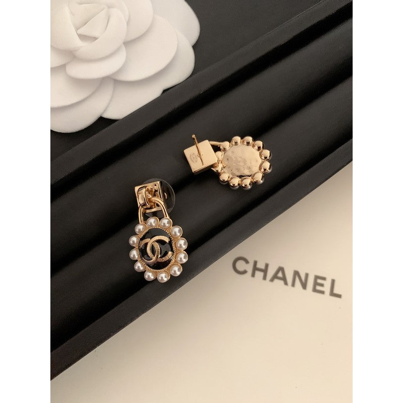 Chanel Pearl 18K Gold Earrings