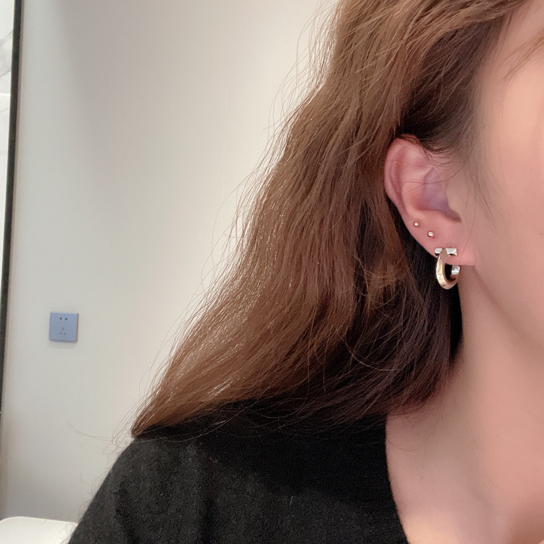 Tiffany Hoop 18K Gold Earrings