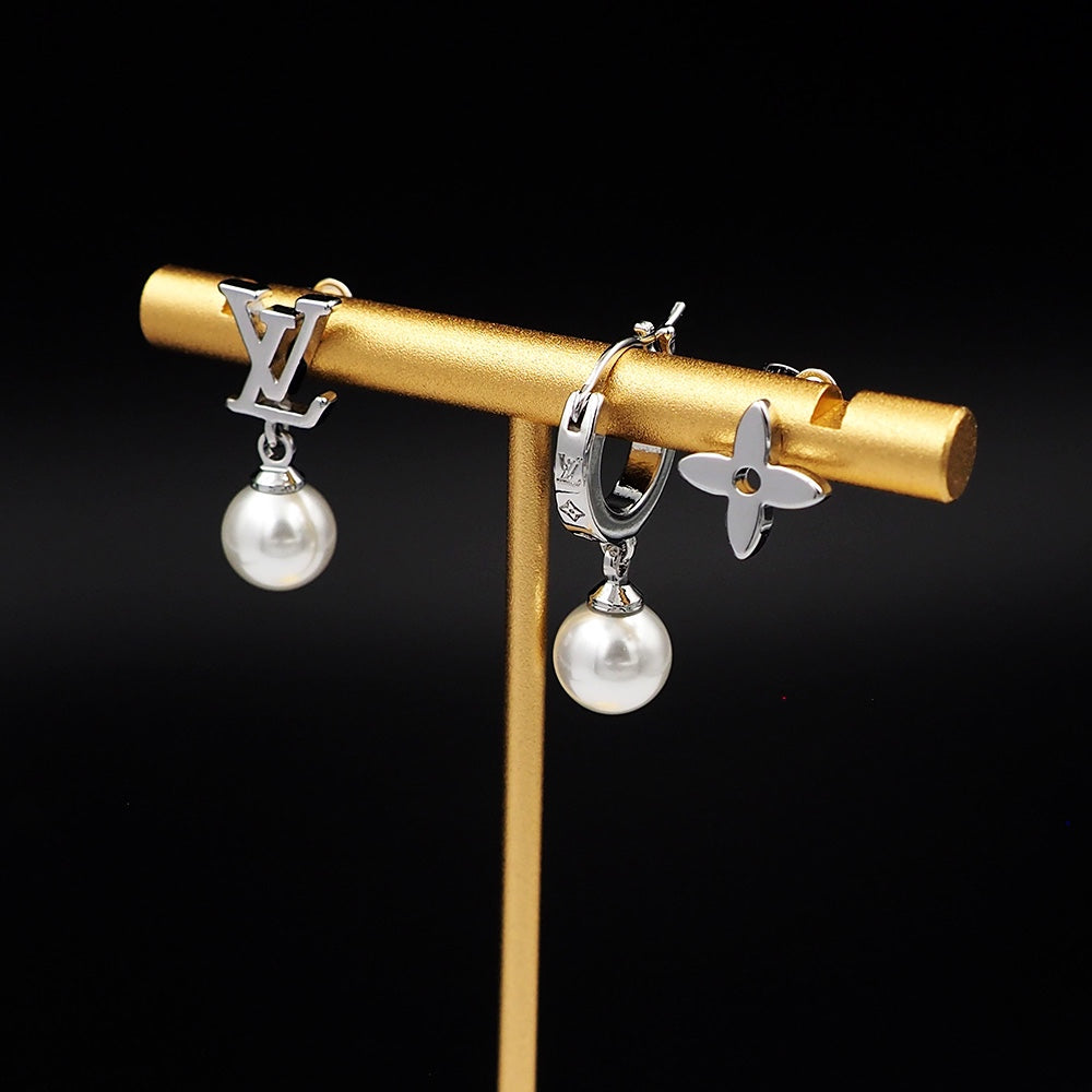 Louis Vuitton Monogram Pearls 18K Gold Earrings