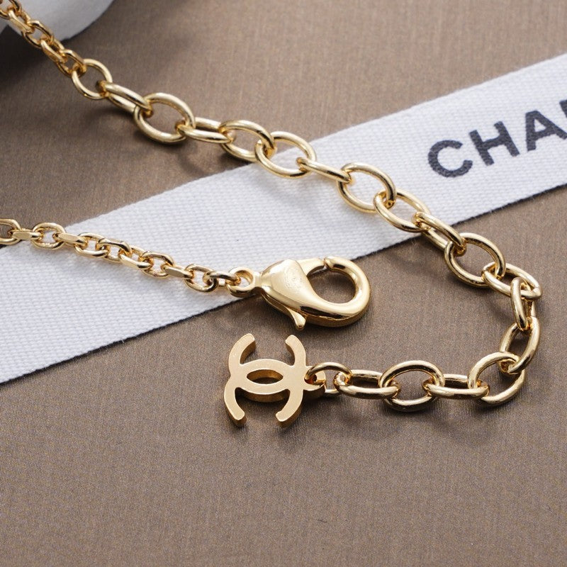 Chanel Diamond Gold 18K Gold Necklace
