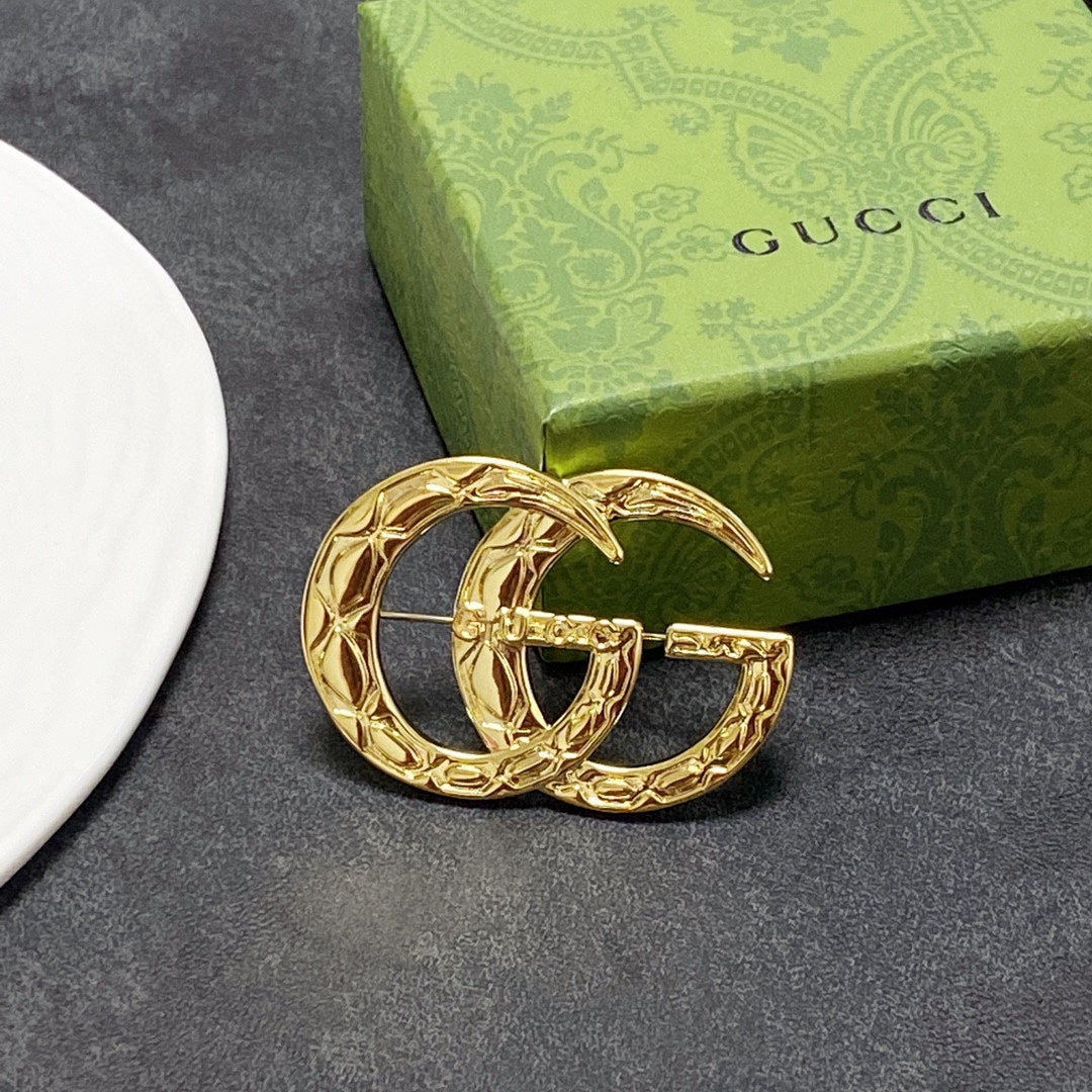 Gucci Double 18K Gold Brooch