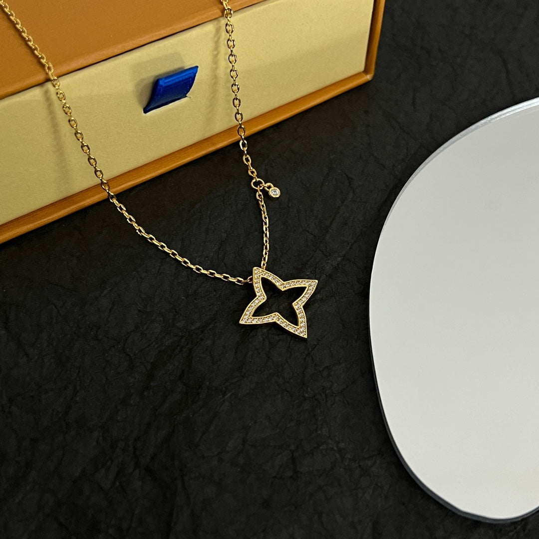 Louis Vuitton Blossom Pendant 18K Gold Necklace