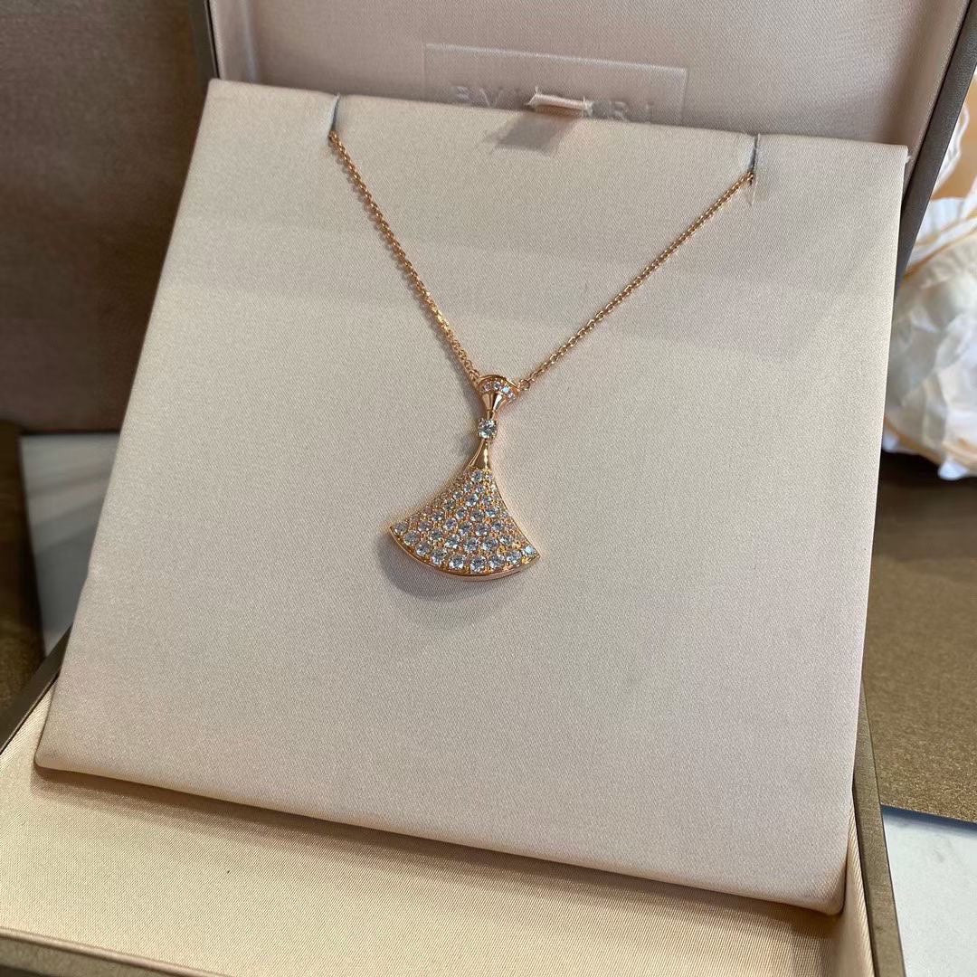 Bvlgari BVLGARI Dream Pave Diamond 18K Gold Necklace
