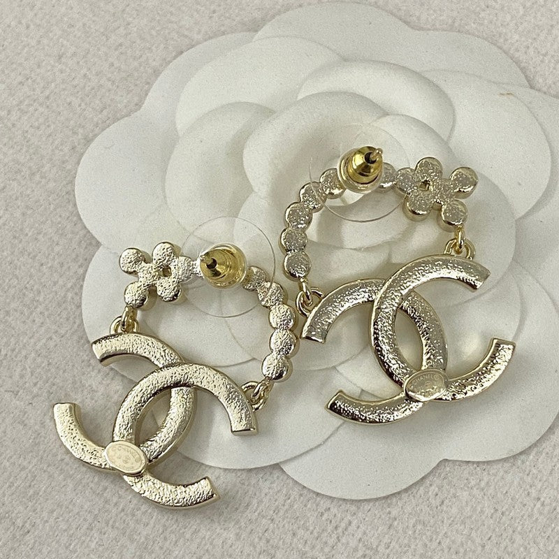 Chanel Diamond 18K Gold Earrings